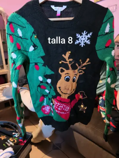Suéter navideño con diseño de reno talla M - miniatura 6