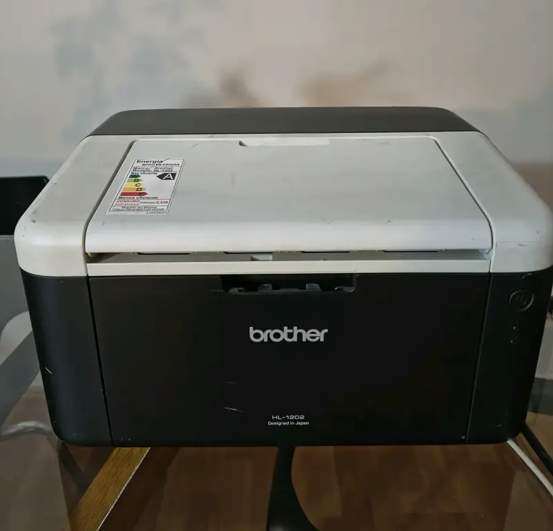Impresora láser Brother HL-1202 en buen estado