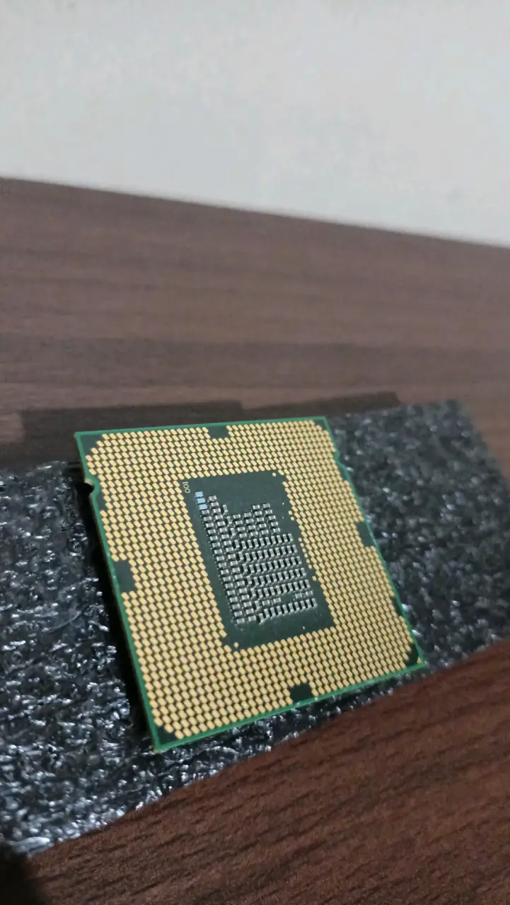CPU Intel Core i3-2100 3.1GHz usado - 2