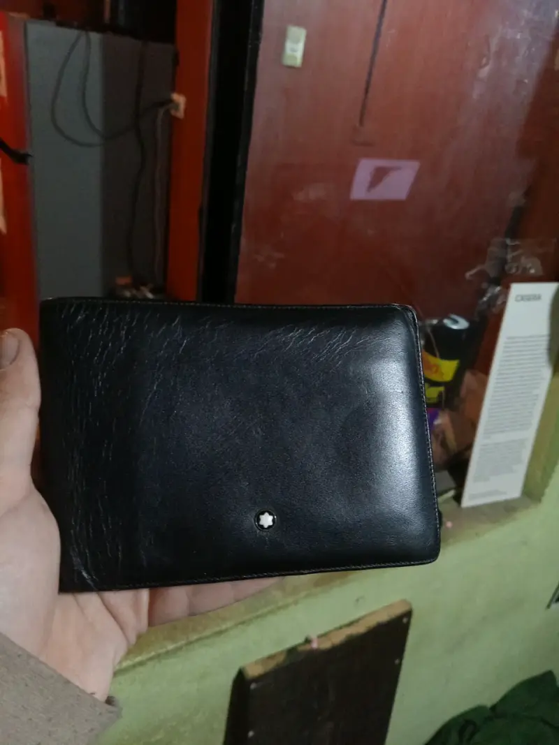 Billetera de cuero negra Montblanc
