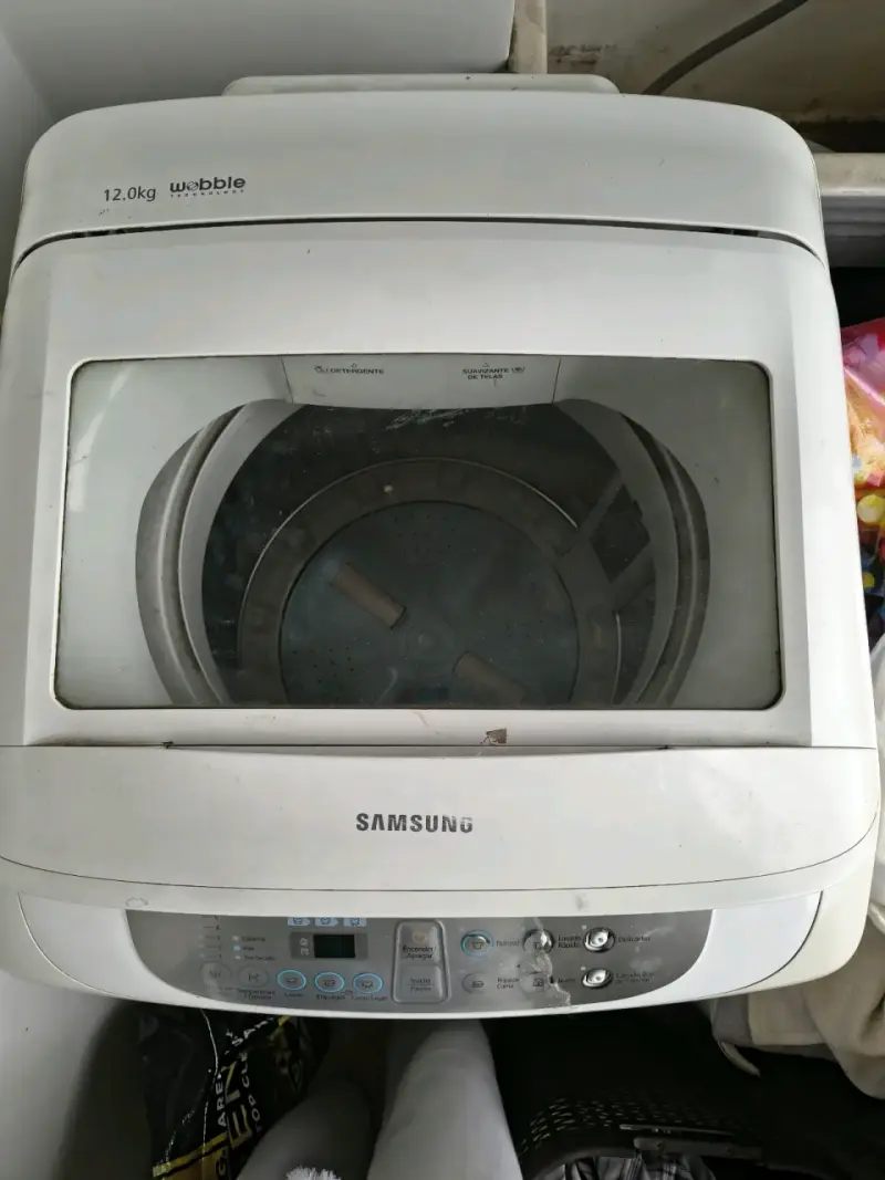 Lavadora Samsung 12kg con tecnología Wobble - 2