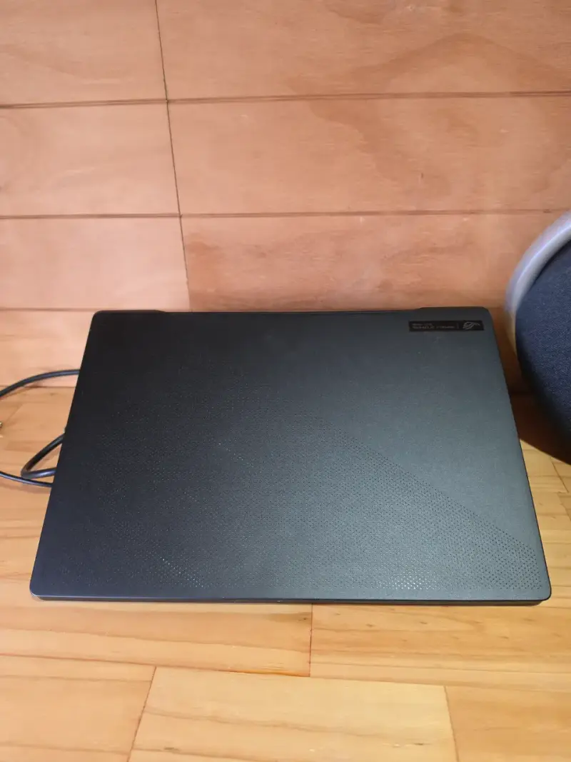 Laptop ASUS ROG Zephyrus m16 core i9, rtx 3050ti - 2