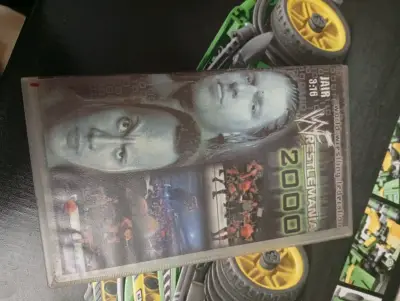 VHS Wrestlemania 2000 WWF clásico - miniatura 1