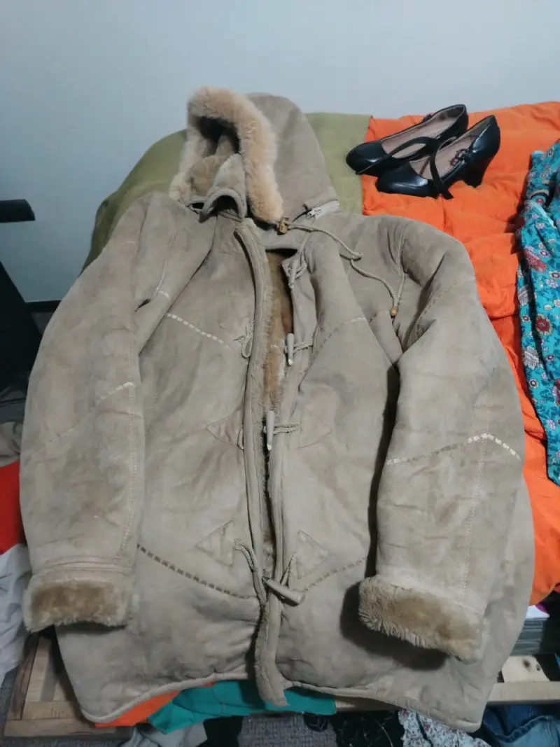 Chaquetón Gamulán con Capucha - 1
