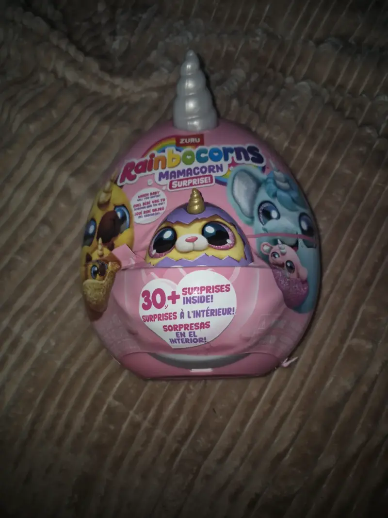 Huevo sorpresa Rainbocorns Mamacorn de Zuru