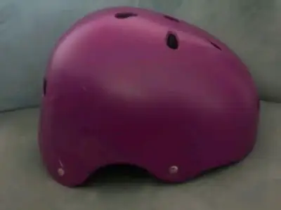 Casco de bicicleta morado para niños On Wheels - miniatura 6
