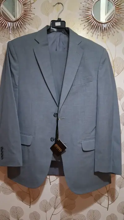 Traje formal para hombre en gris - miniatura 2