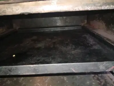 Horno pizzero metálico usado - miniatura 1