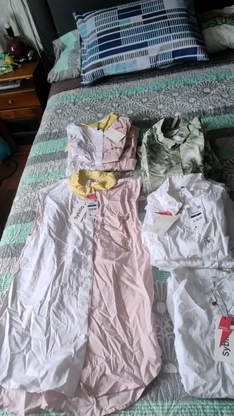Blusas de mujer Sybilla en varios colores