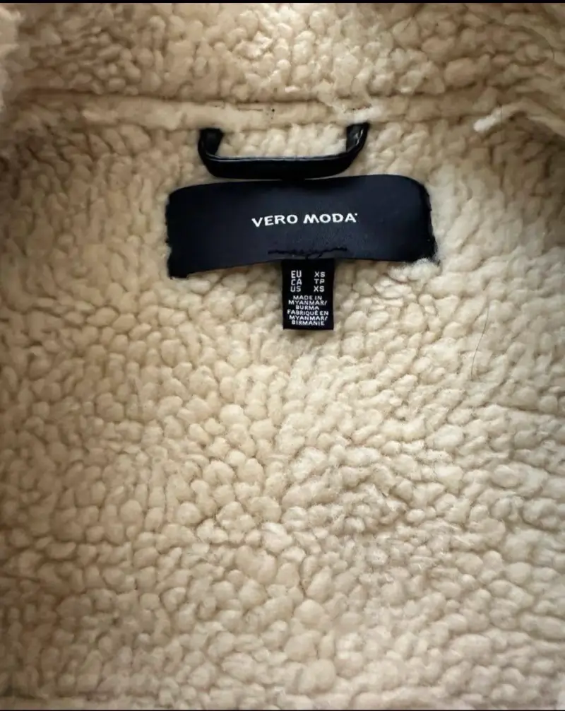 Chaqueta sin manga Vero Moda - 2