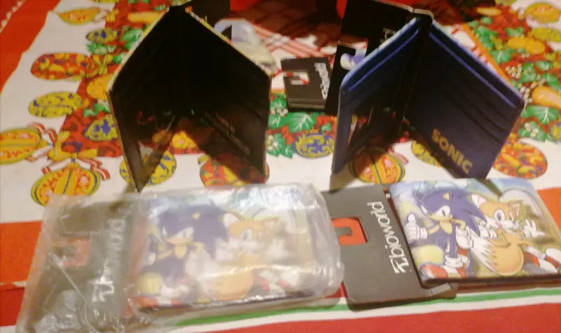 Billeteras Bioworld de Sonic y Mario - 4