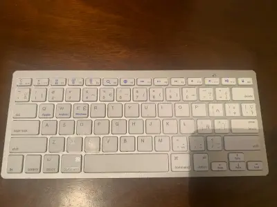 Teclado inalámbrico compatible con Apple y Windows - miniatura 1