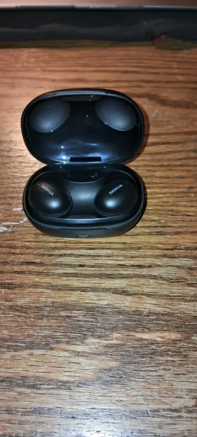 Audífonos inalámbricos Nokia con estuche de carga - miniatura 1