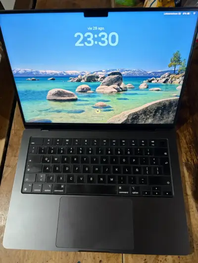 MacBook Pro 14 m4 16gb 512gb negro - miniatura 1