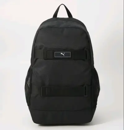 Mochila negra Puma con bolsillos laterales - miniatura 1