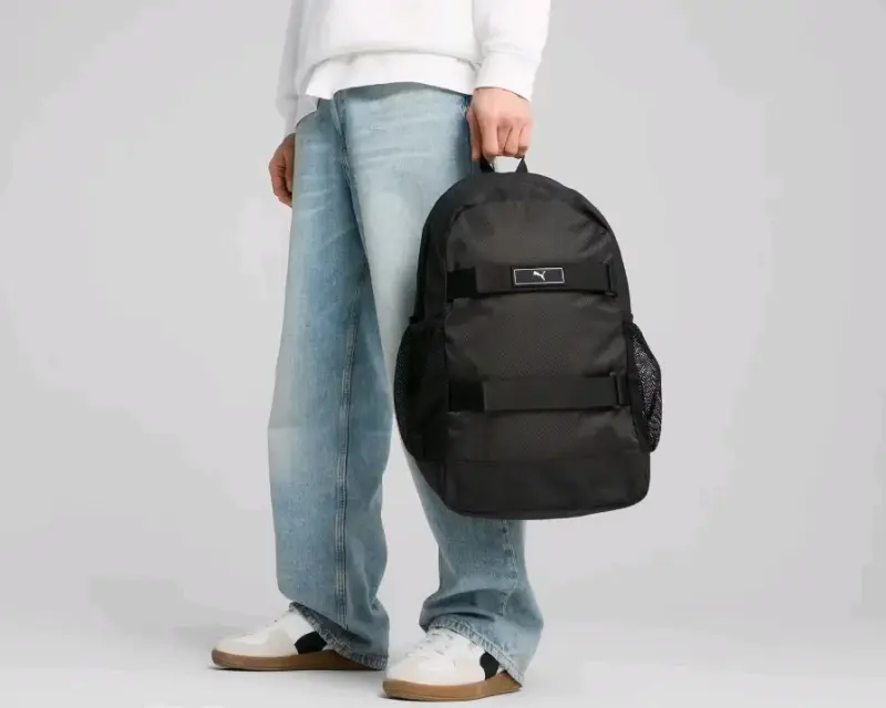 Mochila negra Puma con bolsillos laterales - 4