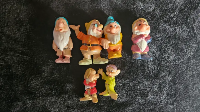 Lote de figuras/juguetes variados 500 a 1000 c/u - 4