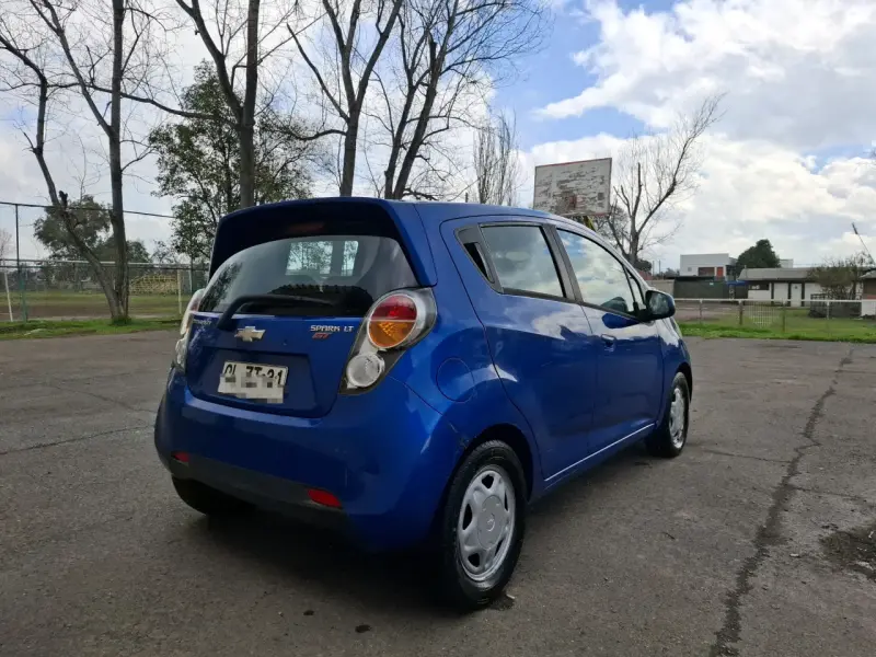 Chevrolet Spark GT 2010 en buen estado - 4