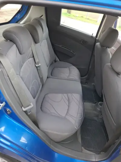 Chevrolet Spark GT 2010 en buen estado - miniatura 5