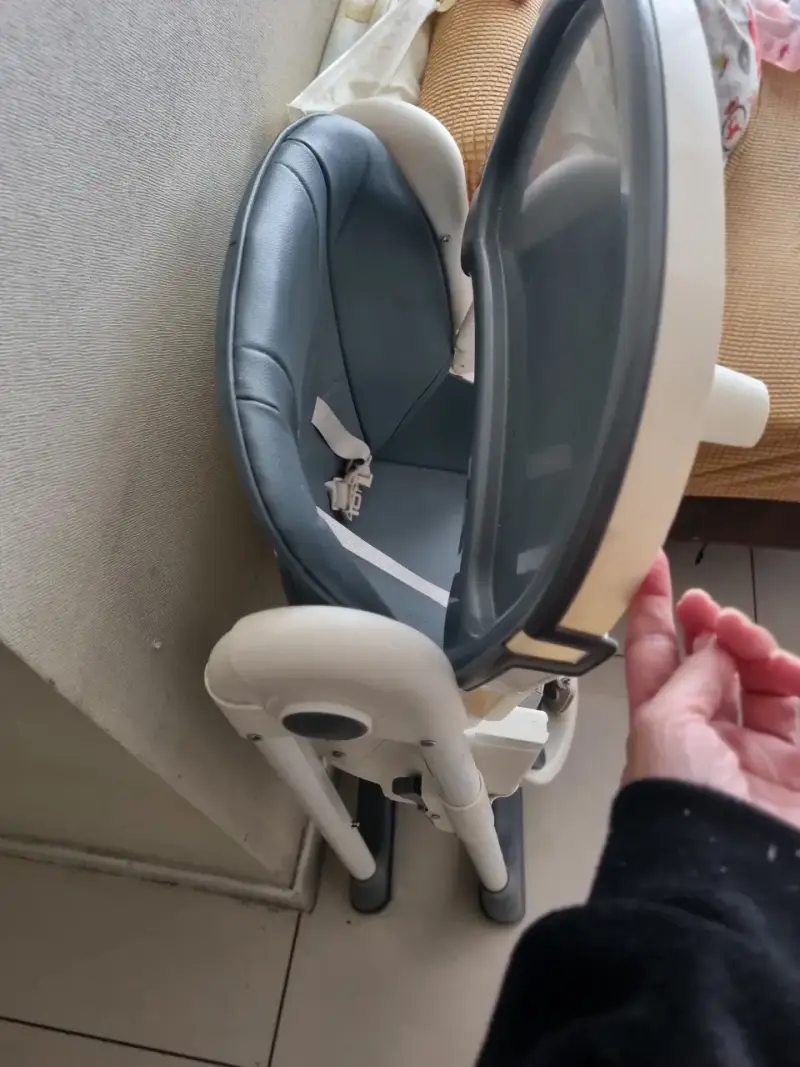 Silla alta para bebé plegable - 1