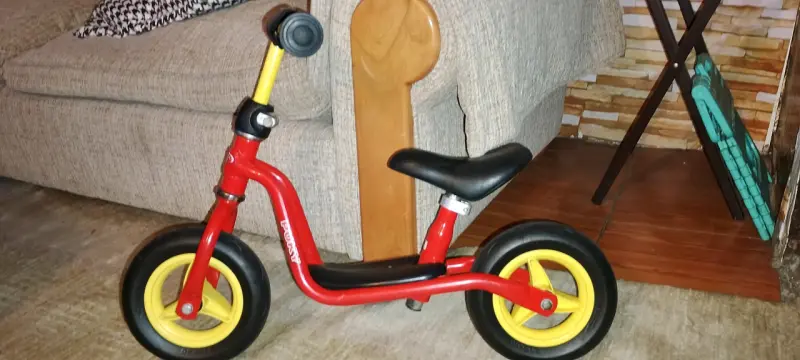 Bicicleta de equilibrio infantil Puky roja y amarilla - 2