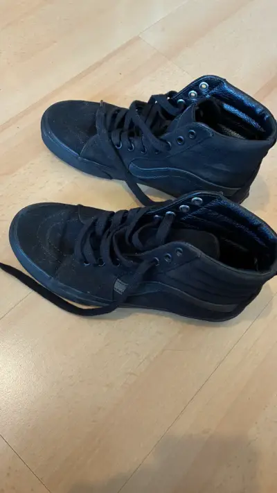 Zapatillas Vans 38.5 - miniatura 1