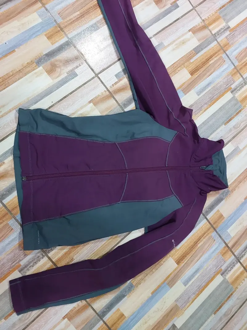 Chaqueta Deportiva Columbia Morada y Gris