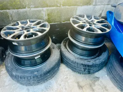 Llantas de aleación 16 pulgadas para auto - miniatura 1