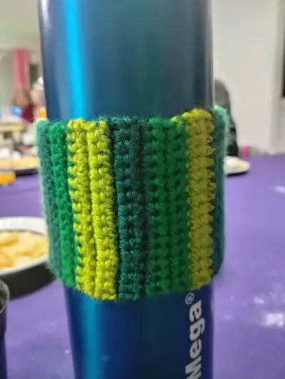 Set de cubre termos tejidos a crochet multicolor - miniatura 3