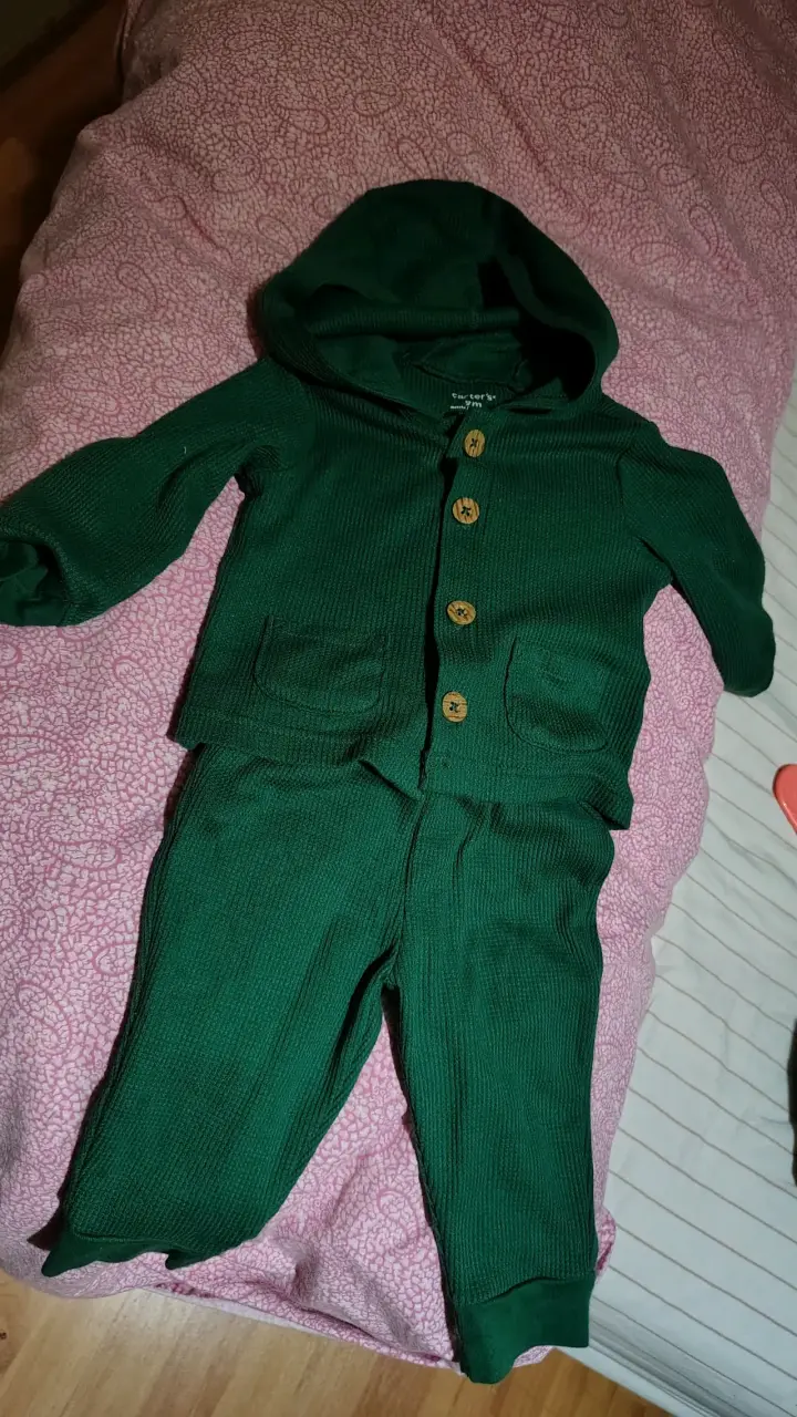Conjunto de bebé verde con capucha Carter's - 4