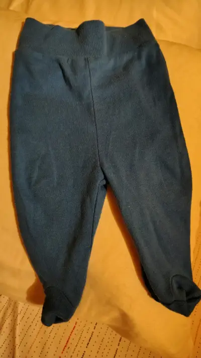 Pantalones de bebé con estampado de osos y rayas - miniatura 4