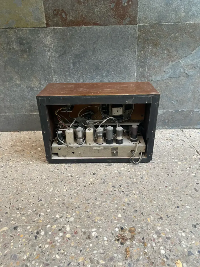 Radio RVA Victor Vintage 1940 - 3