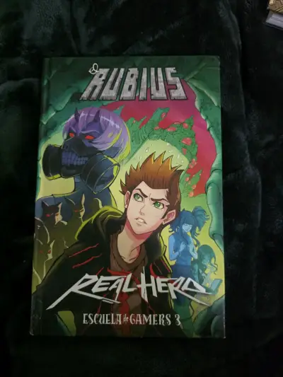 Libro Tapa Dura 'Escuela de Gamers 3' de El Rubius - miniatura 1