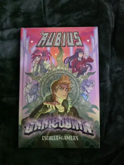 Libro Tapa Dura,  'Escuela de Gamers' de Rubius - miniatura 1