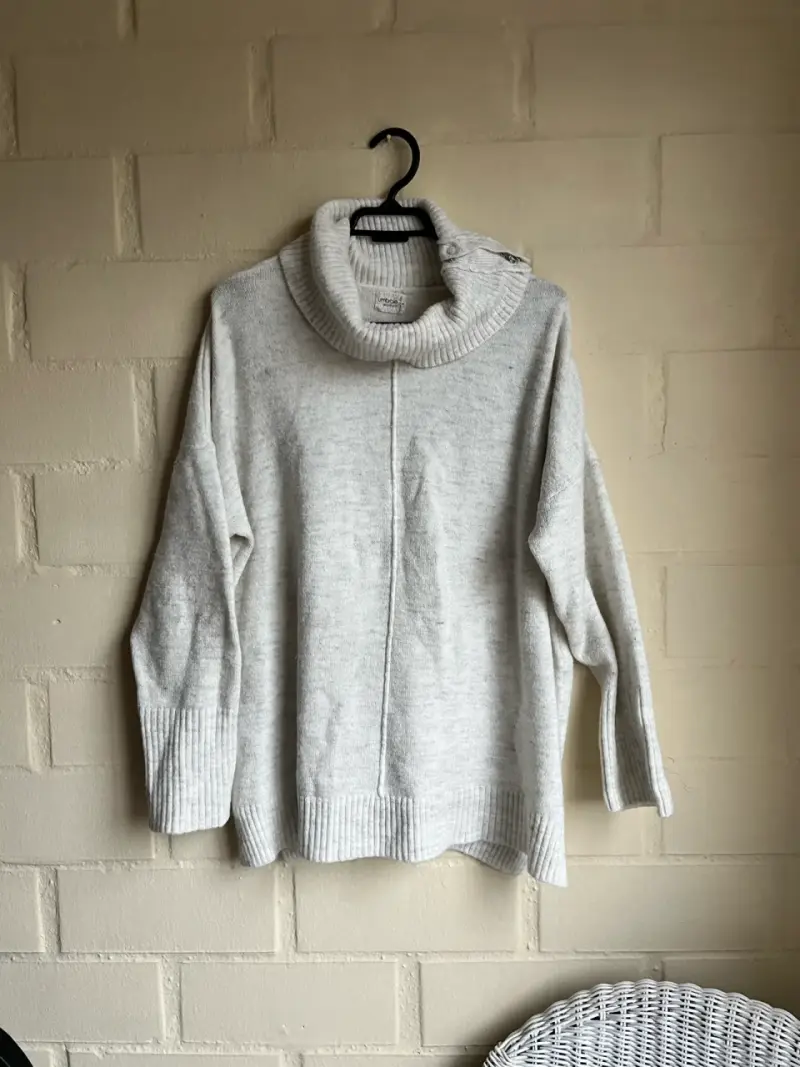 Suéter de lana gris con cuello alto Umbrale - 2