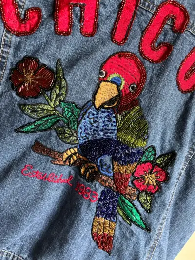 Chaleco de mezclilla sin mangas Chico's con bordado - miniatura 4
