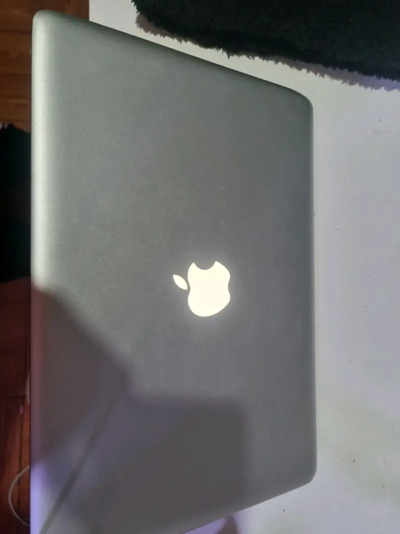 MacBook Pro 2012 Intel Core i5 10GB RAM - 2