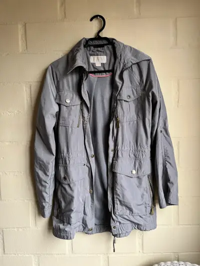 Chaqueta gris Michael Kors con cierre metálico - miniatura 1
