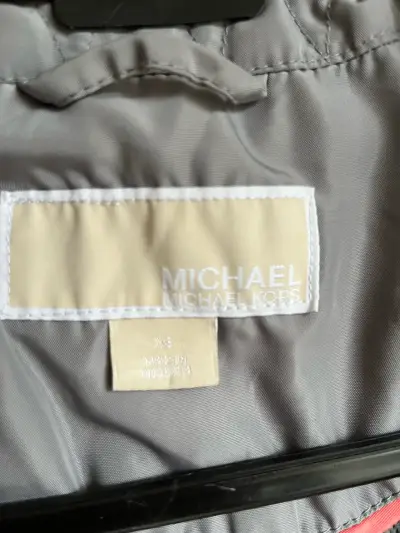 Chaqueta gris Michael Kors con cierre metálico - miniatura 6