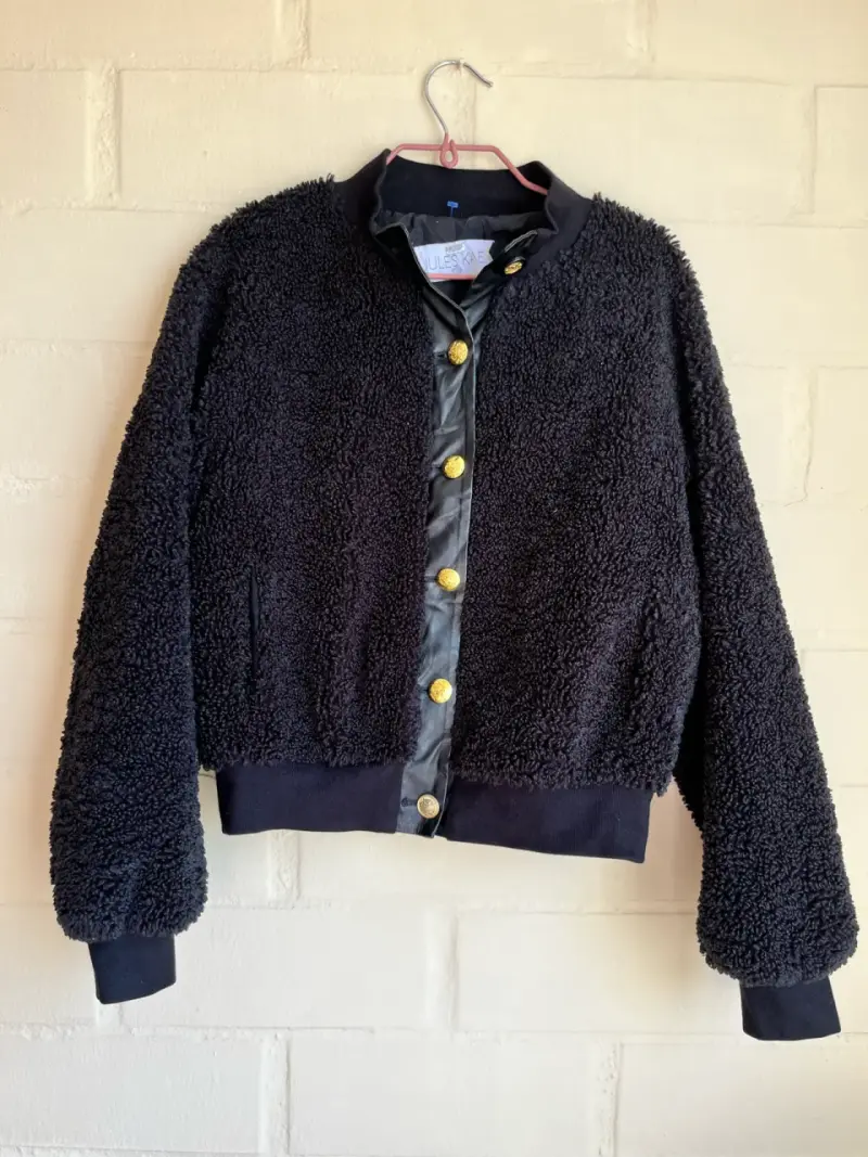 Chaqueta de lana negra con botones dorados Jules Kae - 1