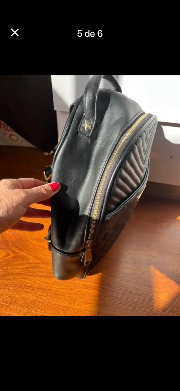 Mochila negra acolchada Aldo elegante - 5