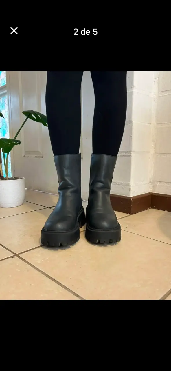 Botas negras de cuero con plataforma Marca Romano - 3