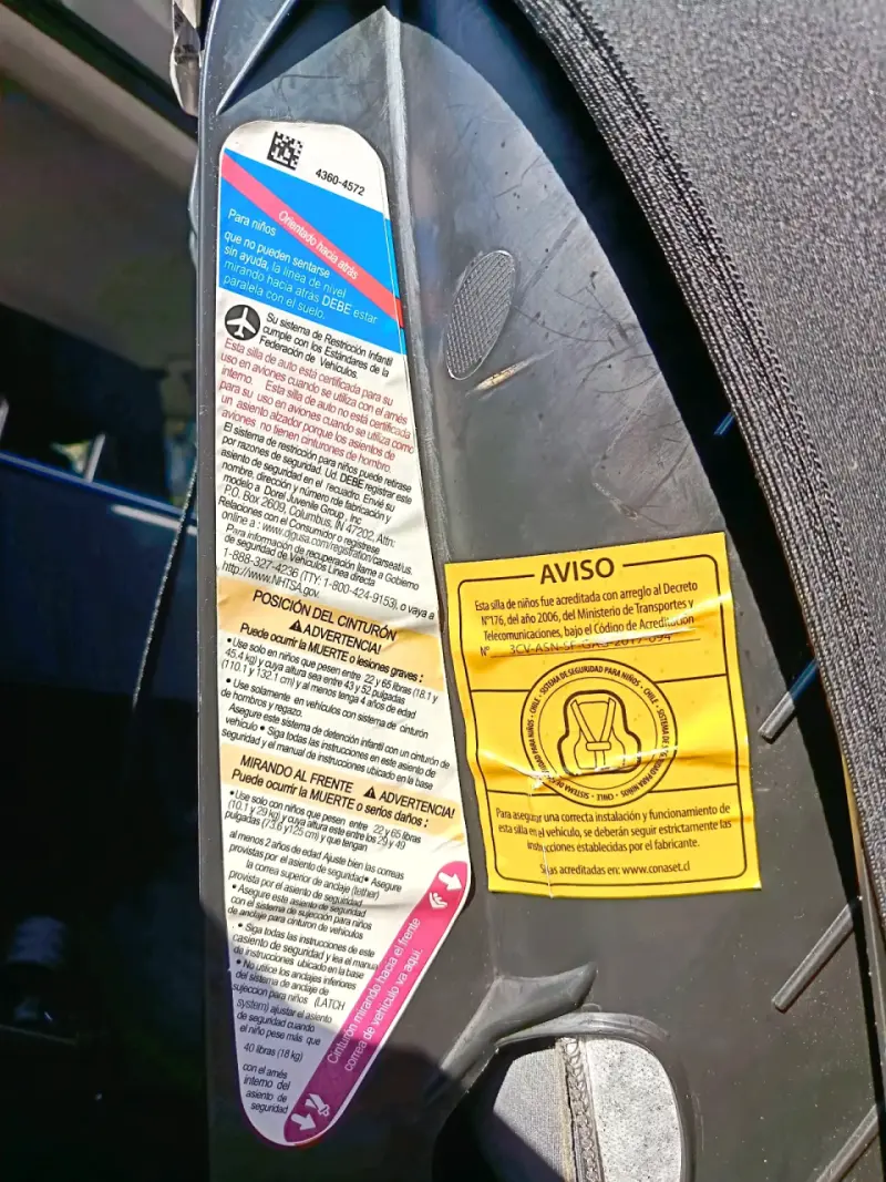 Silla de auto para bebé Safety 1st gris - 4