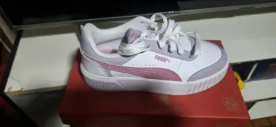 Zapatillas Puma Carina Mia Blancas y Rosadas Mujer - miniatura 3