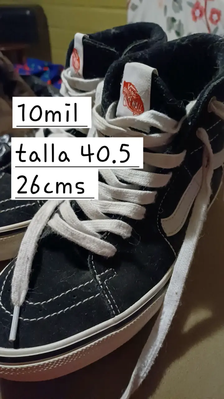 Zapatillas Vans negras y blancas talla 40.5 - 4