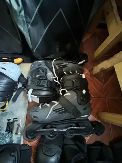 Set de Patines en Línea con Protección y Mochilas - miniatura 4