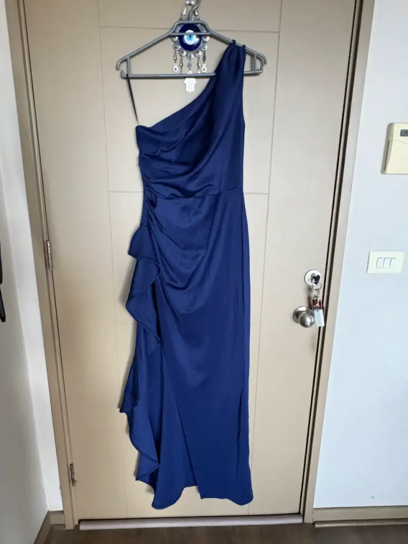 Vestido de fiesta azul un hombro largo - 1