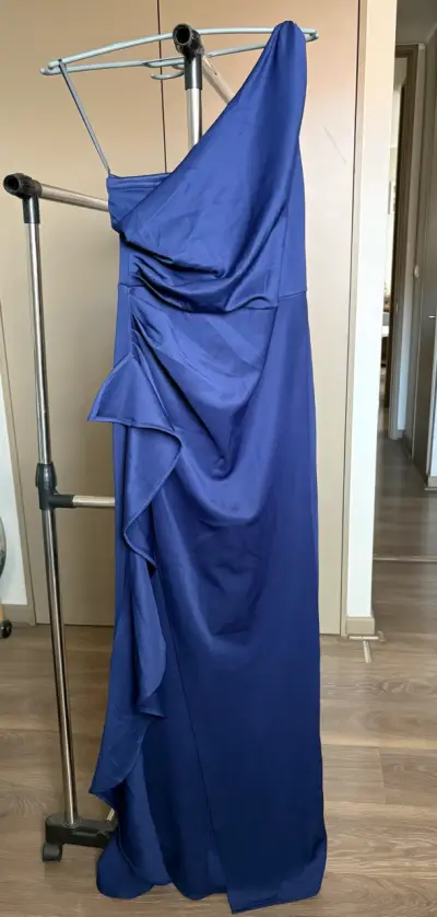 Vestido de fiesta azul un hombro largo - miniatura 2