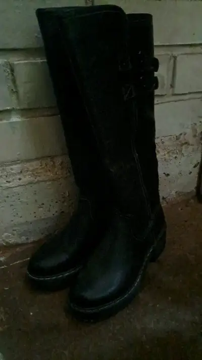 Botas negras de cuero para mujer - miniatura 2