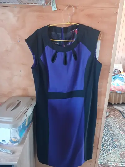 Vestido sin mangas bicolor elegante - miniatura 1